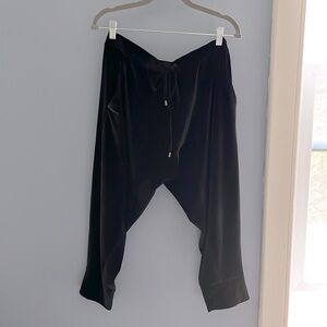 Eileen Fisher Black Velour Exquisite cropped joggers pants women’s S